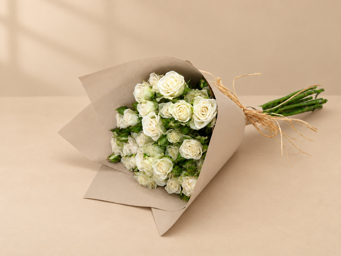 10 أغصان سبراي روز أبيض